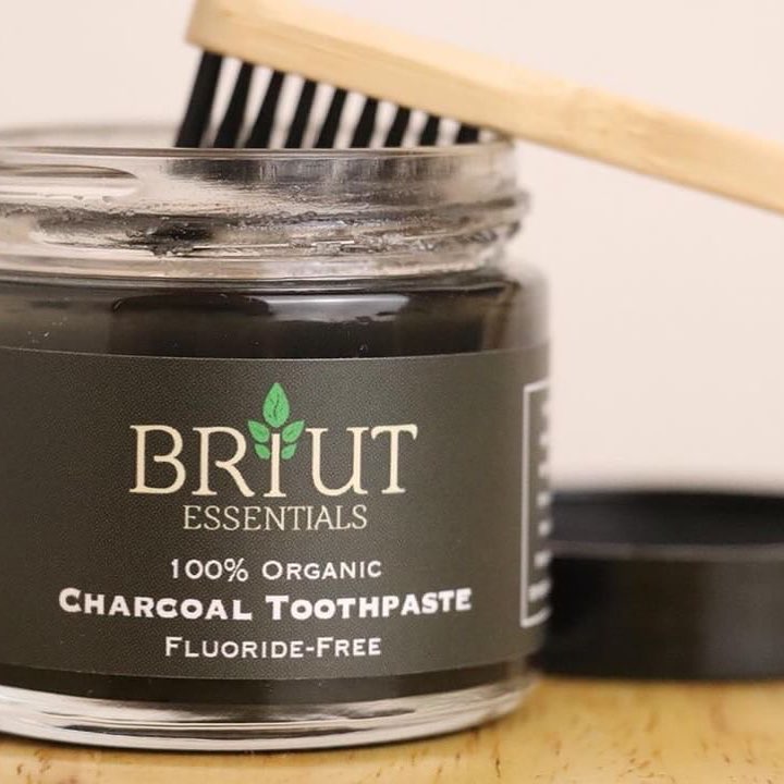 The Benefits of Switching to Natural Tooth Care Products