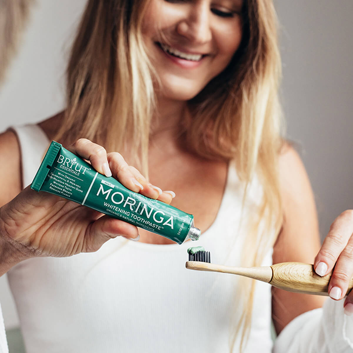 Moringa Whitening Toothpaste